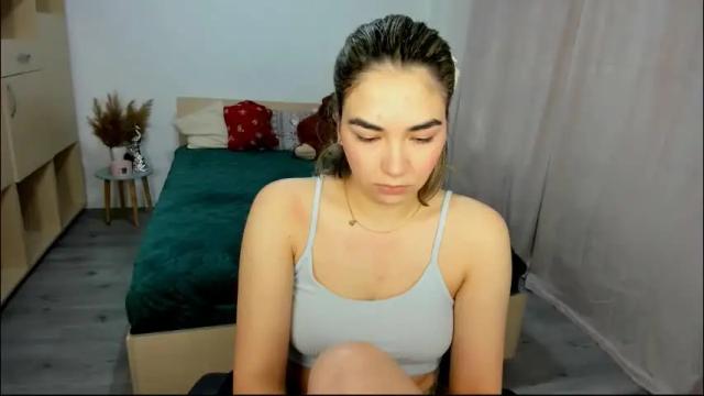 Image 4 of alexa_dolly Stream on Chaturbate on 29 days ago