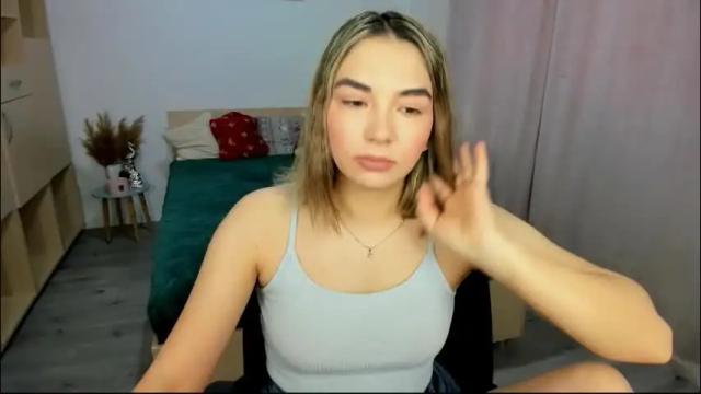 Image 2 of alexa_dolly Stream on Chaturbate on 14 days ago