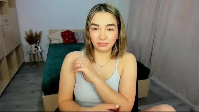 Image 4 of alexa_dolly Stream on Chaturbate on 14 days ago