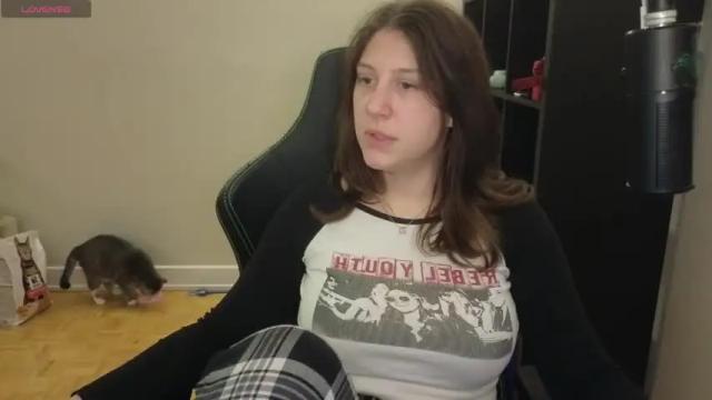 Image 2 of alexa_dream Stream on Chaturbate on 1 month ago
