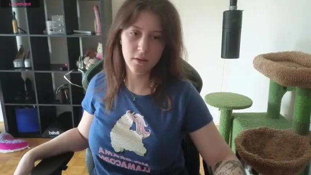 Image 2 of alexa_dream Stream on Chaturbate on 1 month ago