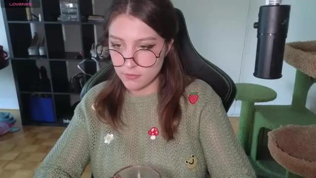 Image 12 of alexa_dream Stream on Chaturbate on 26 days ago
