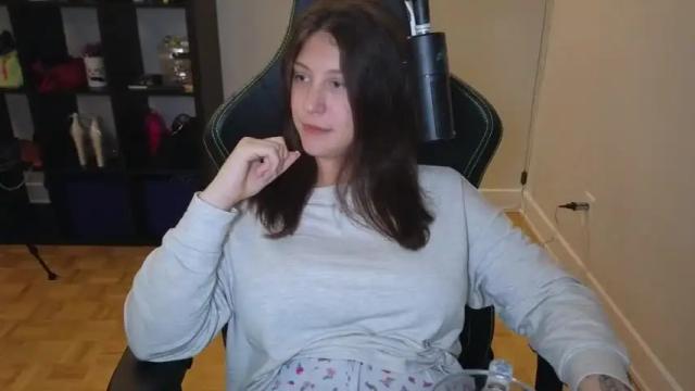 Image 3 of alexa_dream Stream on Chaturbate on 6 days ago