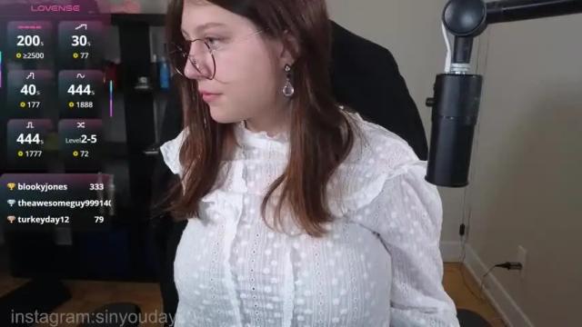 Thumbnail 3, alexa_dream's Stream at Chaturbate, 2 hours ago