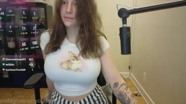 Thumbnail 2, alexa_dream's Stream at Chaturbate, 1 month ago