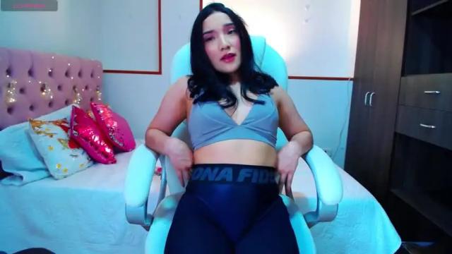 Image 11 of alexa_fox18 Stream on Chaturbate on 13 months ago
