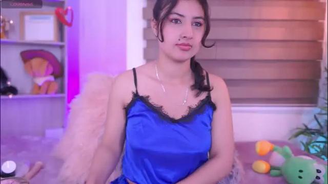 Image 2 of alexa_grey_1 Stream on Chaturbate on 1 month ago