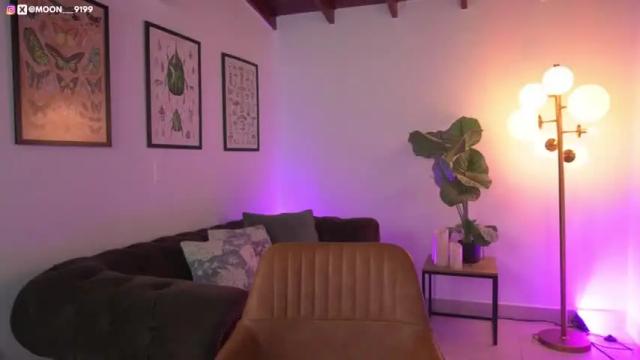 Image 6 of alexa_inthemoon Stream on Chaturbate on 13 months ago