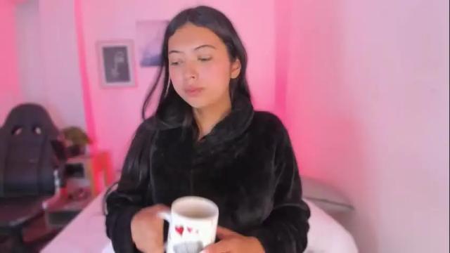 Image 8 of alexa_millers_ Stream on Chaturbate on 23 days ago