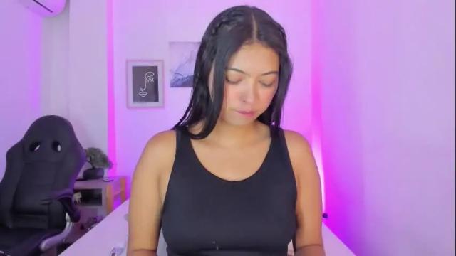 Image 4 of alexa_millers_ Stream on Chaturbate on 10 days ago