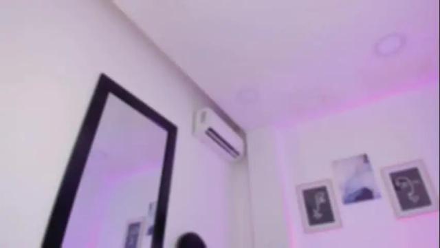 Image 8 of alexa_millers_ Stream on Chaturbate on 3 days ago