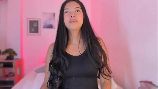 Image 2 of alexa_millers_ Stream on Chaturbate on 2 days ago
