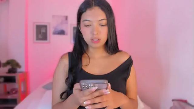 Image 6 of alexa_millers_ Stream on Chaturbate on 2 days ago