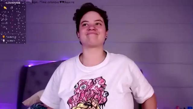 Image 4 of alexa_palacio Stream on Chaturbate on 14 months ago