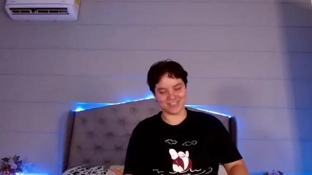 Image 3 of alexa_palacio Stream on Chaturbate on 14 months ago