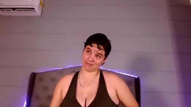 Image 4 of alexa_palacio Stream on Chaturbate on 14 months ago
