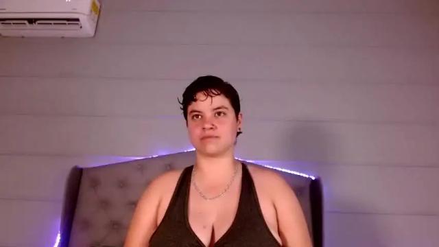 Image 6 of alexa_palacio Stream on Chaturbate on 14 months ago