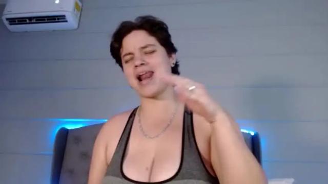 Image 3 of alexa_palacio Stream on Chaturbate on 14 months ago