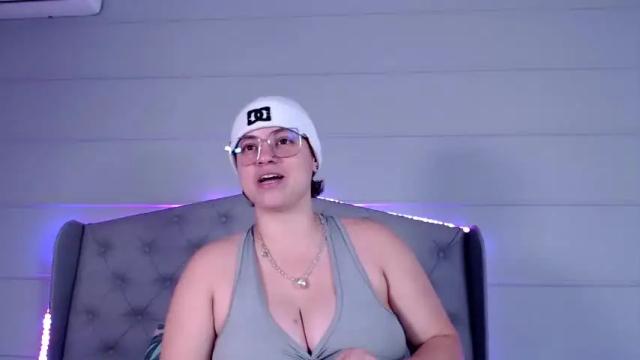 Thumbnail 3, alexa_palacio's Stream at Chaturbate, 14 months ago