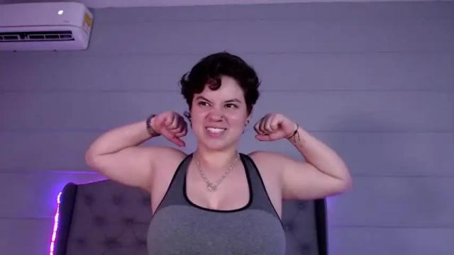 Image 3 of alexa_palacio Stream on Chaturbate on 14 months ago