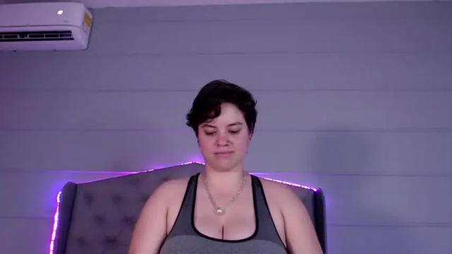 Image 4 of alexa_palacio Stream on Chaturbate on 14 months ago