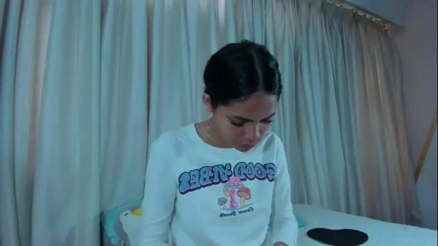 Thumbnail 3, alexa_rousse_'s Stream at Chaturbate, 1 month ago