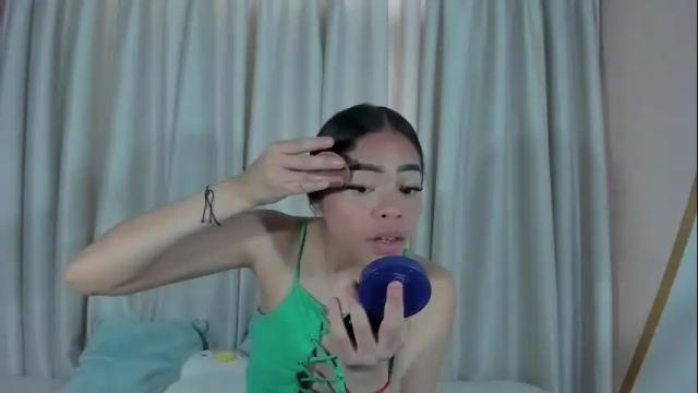 Image 6 of alexa_rousse_ Stream on Chaturbate on 1 month ago