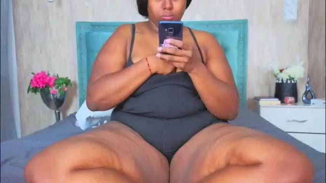 Image 4 of alexa_roussee Stream on Chaturbate on 1 month ago
