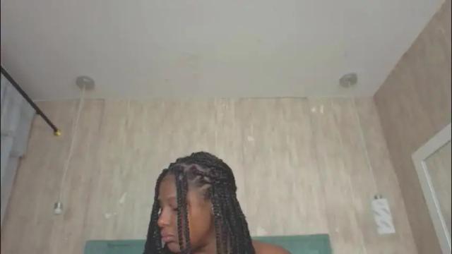 Image 3 of alexa_roussee Stream on Chaturbate on 24 days ago