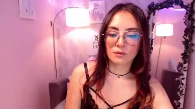 Image 3 of alexa_se Stream on Chaturbate on 17 months ago