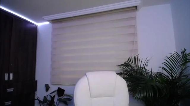 Image 3 of alexaa_obrien Stream on Chaturbate on 21 months ago