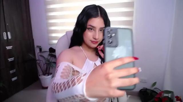 Image 2 of alexaa_obrien Stream on Chaturbate on 20 months ago