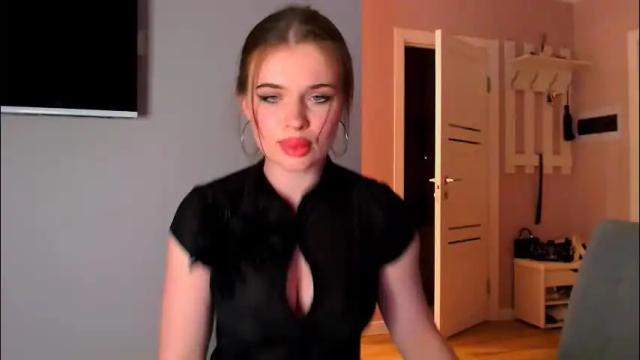 Image 7 of alexabuttler Stream on Chaturbate on 1 month ago