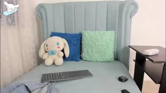 Image 2 of alexafoxy18 Stream on Chaturbate on 2 months ago