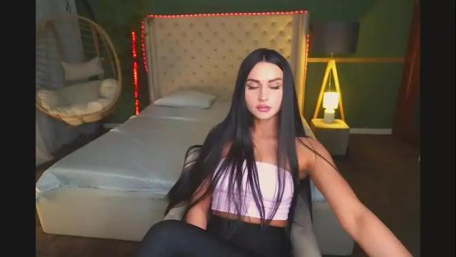 Image 2 of alexagreyyy Stream on Chaturbate on 1 month ago