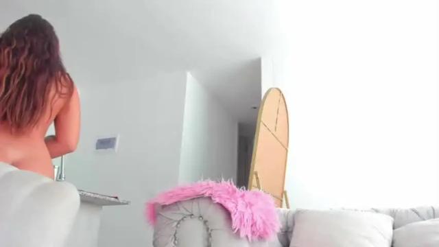 Image 4 of alexajhonson1 Stream on Chaturbate on 17 months ago