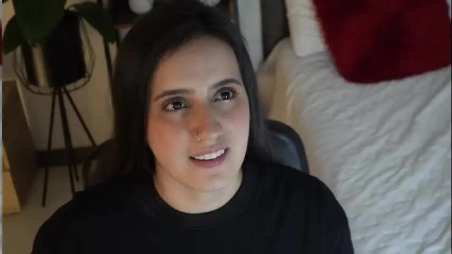 Image 3 of alexajhonsonof Stream on Chaturbate on 1 month ago
