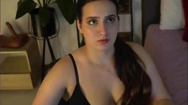 Image 2 of alexajhonsonof Stream on Chaturbate on 29 days ago