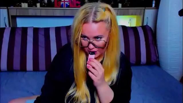 Image 7 of alexalavibes Stream on Chaturbate on 4 months ago