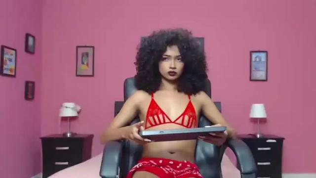 Image 11 of alexalennox Stream on Chaturbate on 14 months ago