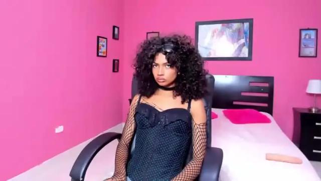 Image 4 of alexalennox Stream on Chaturbate on 13 months ago