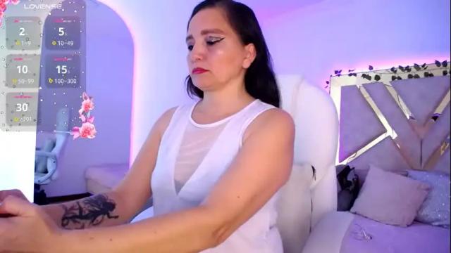 Image 10 of alexamoon__ Stream on Chaturbate on 10 hours ago
