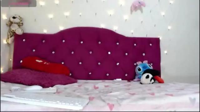 Image 7 of alexandra39_b Stream on Chaturbate on 19 months ago