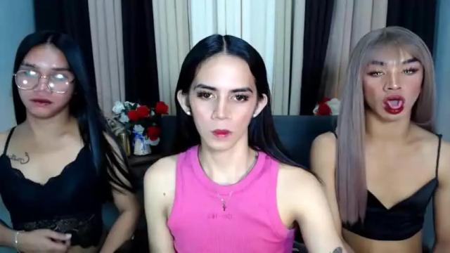 Image 7 of alexandra_bigcock Stream on Chaturbate on 16 months ago