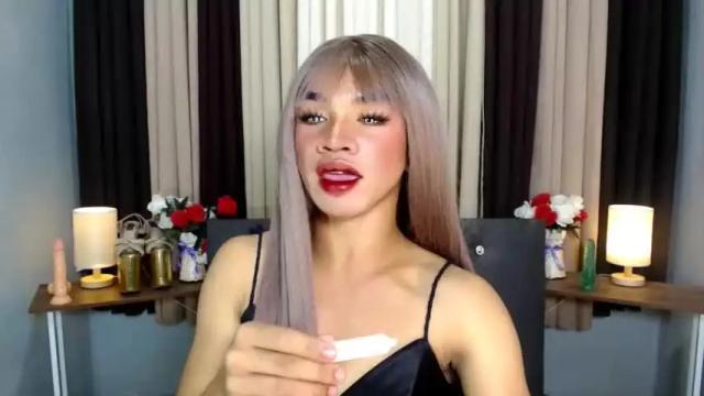 Image 10 of alexandra_bigcock Stream on Chaturbate on 16 months ago