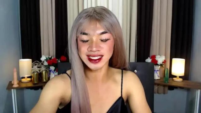 Image 7 of alexandra_bigcock Stream on Chaturbate on 16 months ago