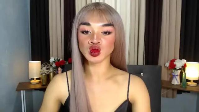 Image 10 of alexandra_bigcock Stream on Chaturbate on 16 months ago