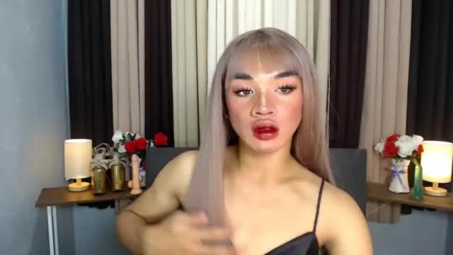 Image 4 of alexandra_bigcock Stream on Chaturbate on 16 months ago