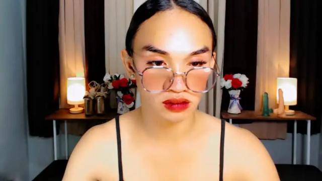 Image 10 of alexandra_bigcock Stream on Chaturbate on 16 months ago