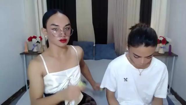 Image 6 of alexandra_bigcock Stream on Chaturbate on 15 months ago
